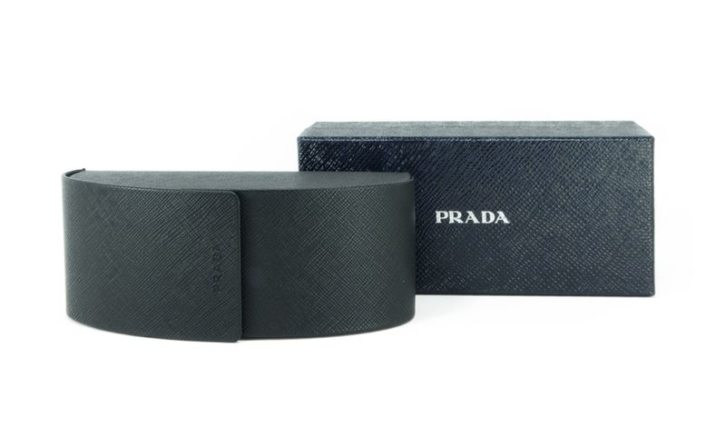 oculos_0004_Caixa-Prada